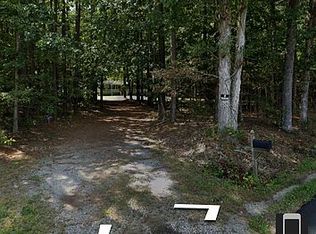 18101 Namozine Rd, Amelia Court House, VA 23002