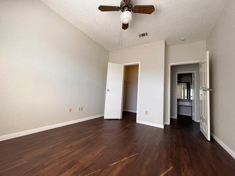 12166 Metric Blvd #370 — Photo 9