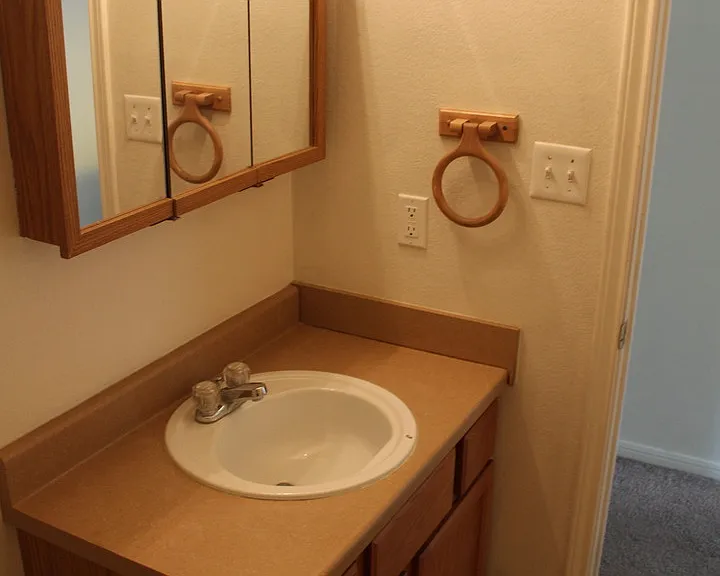 604 N. Main — Photo 14