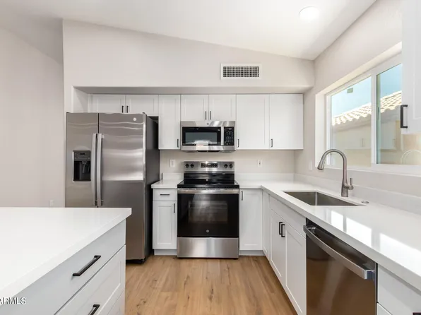 2315 E MONONA Drive, Phoenix, AZ 85024
