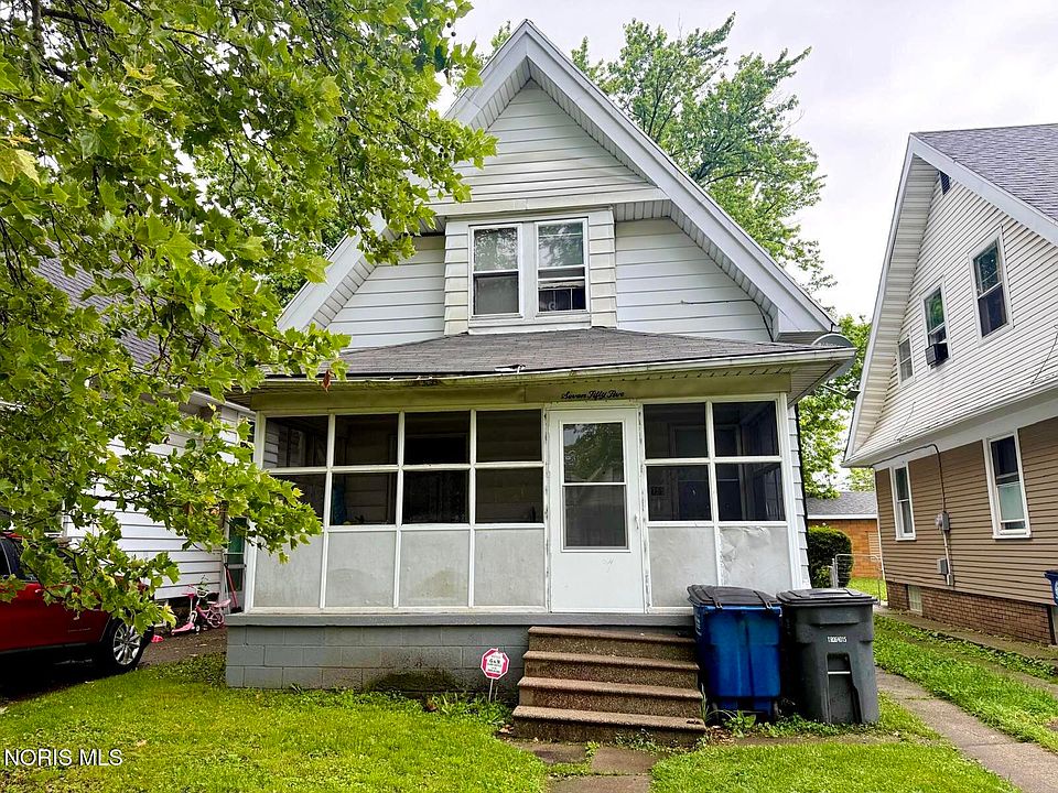 2nd image of 755 Dearborn Ave