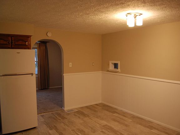 5th image of 1200 W Waid Ave