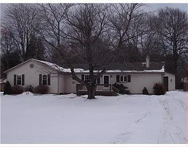 625 Walbridge Rd photo 1