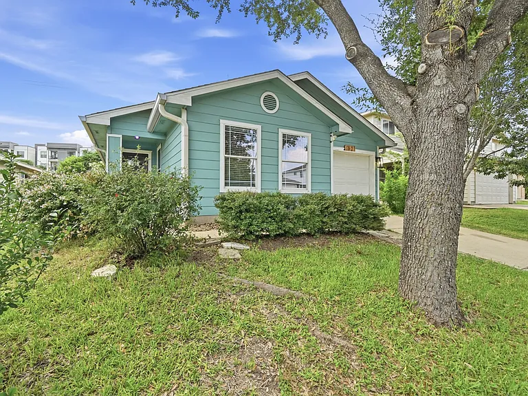 1621 Coriander Dr — Photo 1
