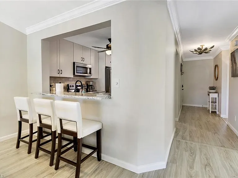 1358 Derbyshire Ct #F-201 — Photo 4