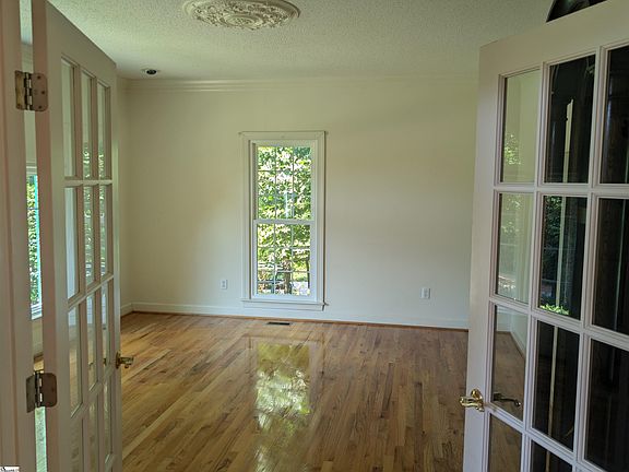 5th image of 3 Keenan Creek Way