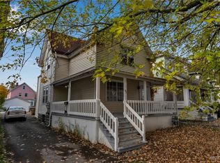 62 Pine Ridge Rd, Buffalo, NY 14211