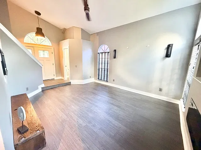 3 bed, 2.5 bath, 1750 sqft, $2,695 — Photo 3