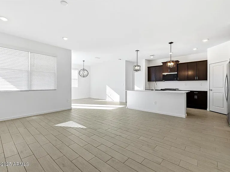 24637 W Grove St — Photo 13