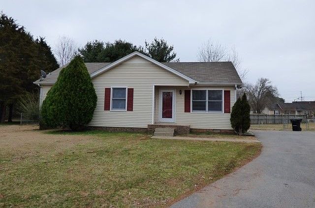 1st image of 1203 Garden Ct