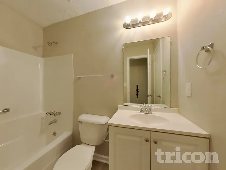 4211 Clearview Dr — Photo 16