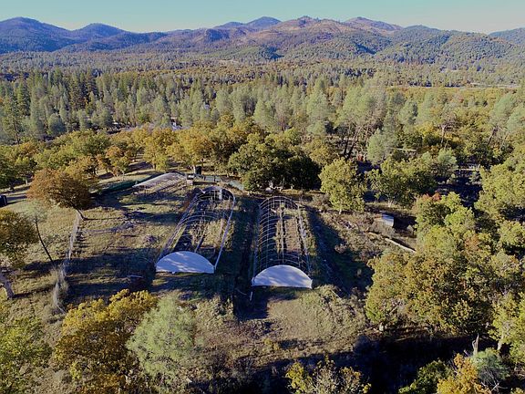 3rd image of 297 Frog Pond Ln