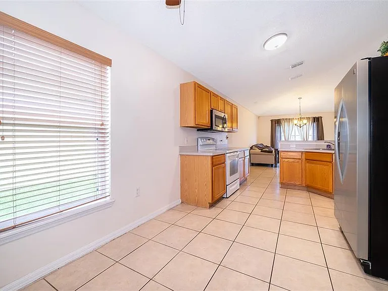 63 Jett Loop — Photo 9