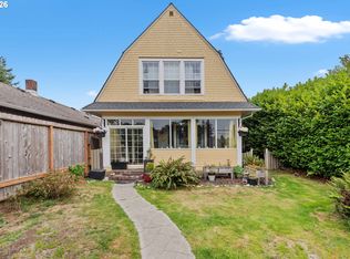 1475 Sherman Ave, North Bend, OR 97459