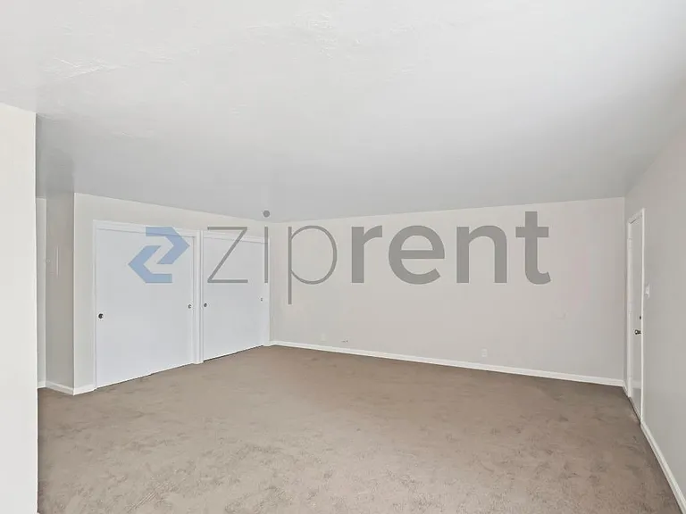 1883 Robin Ln #1 — Photo 8