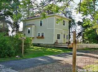 419 Seeley Rd, Syracuse, NY 13224