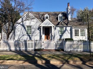 4901 43rd Pl NW, Washington, DC 20016