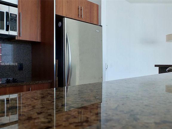 4th image of 300 S Biscayne Blvd APT 3805