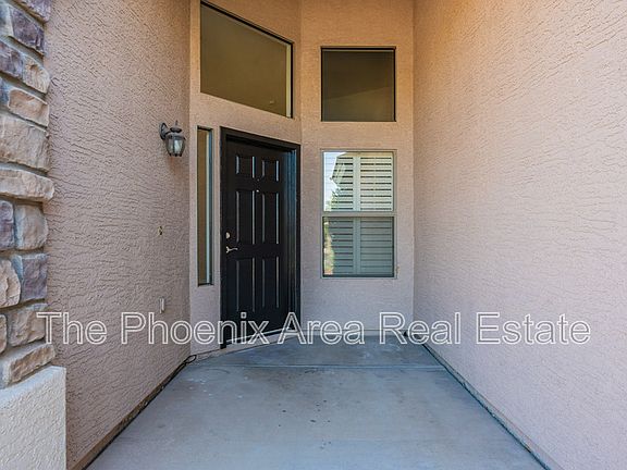 5th image of 4133 E Elmwood St