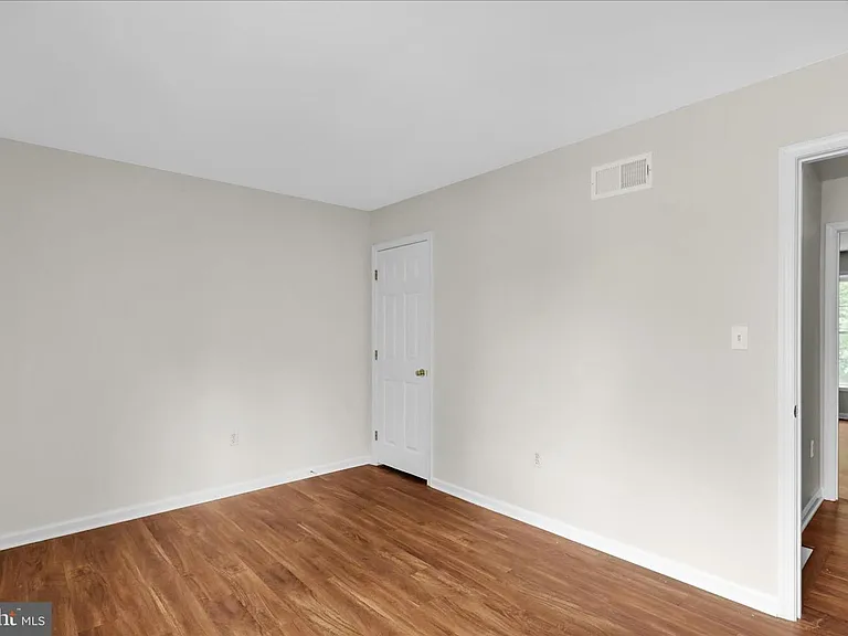 53 Heron Rd — Photo 16
