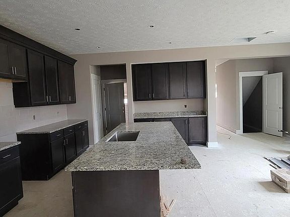 Lucas kitchen