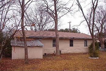 2nd image of 410 Hosack St
