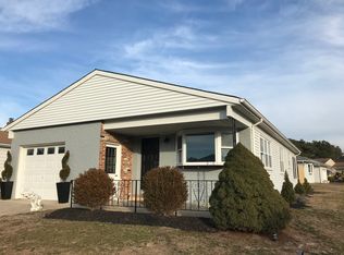 169 Torrey Pines Dr, Toms River, NJ 08757