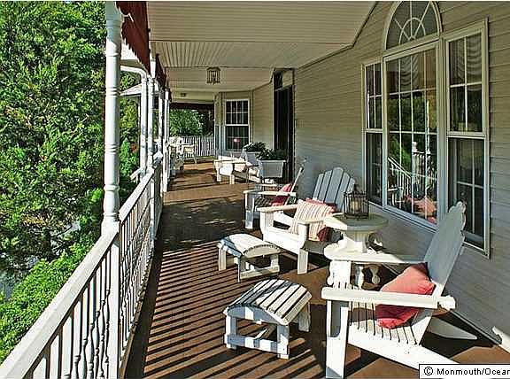 3rd image of 2511 Jean Marie Court