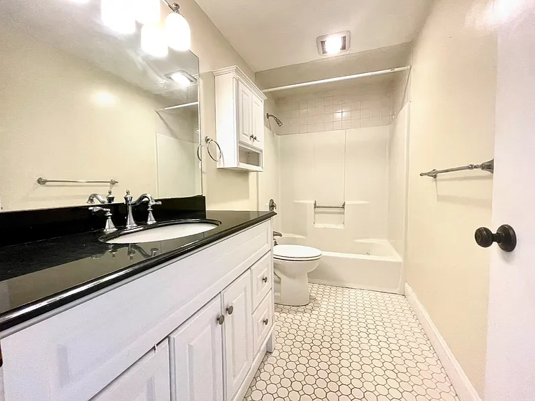 350 Neponset St #L — Photo 7