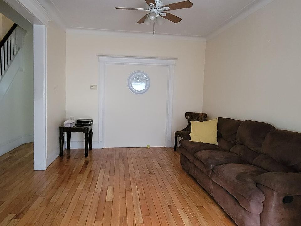 1st image of 12015 142nd St