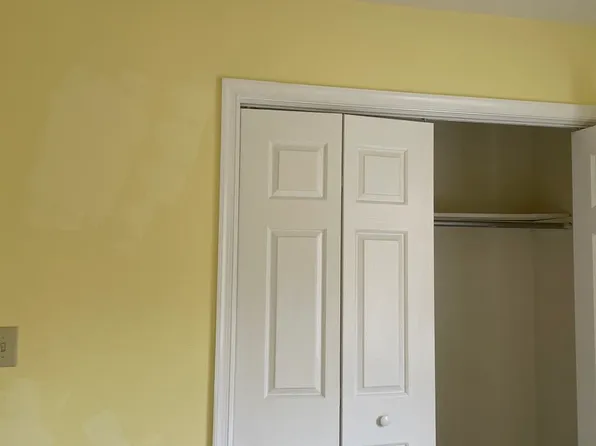 1004 Amber Ridge Rd, Charlottesville, VA 22901