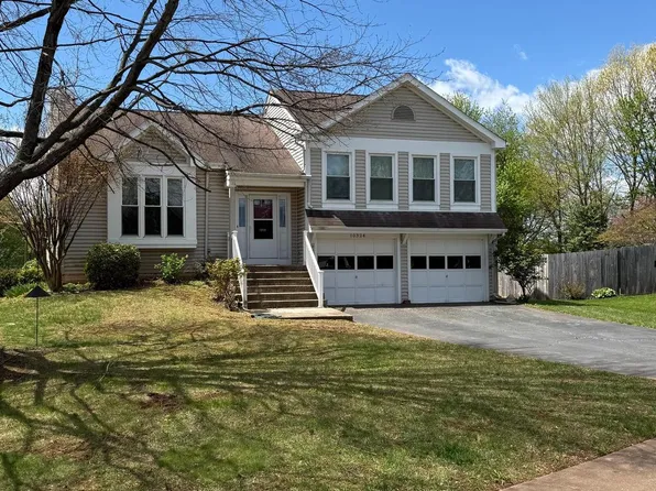 10324 Lee Manor Dr, Manassas, VA 20110