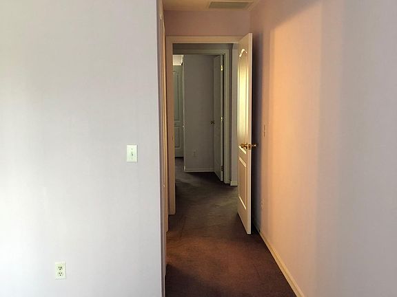 3rd image of 3890 Kentucky St