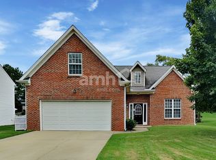 321 Collinsworth Dr, Clayton, NC 27527