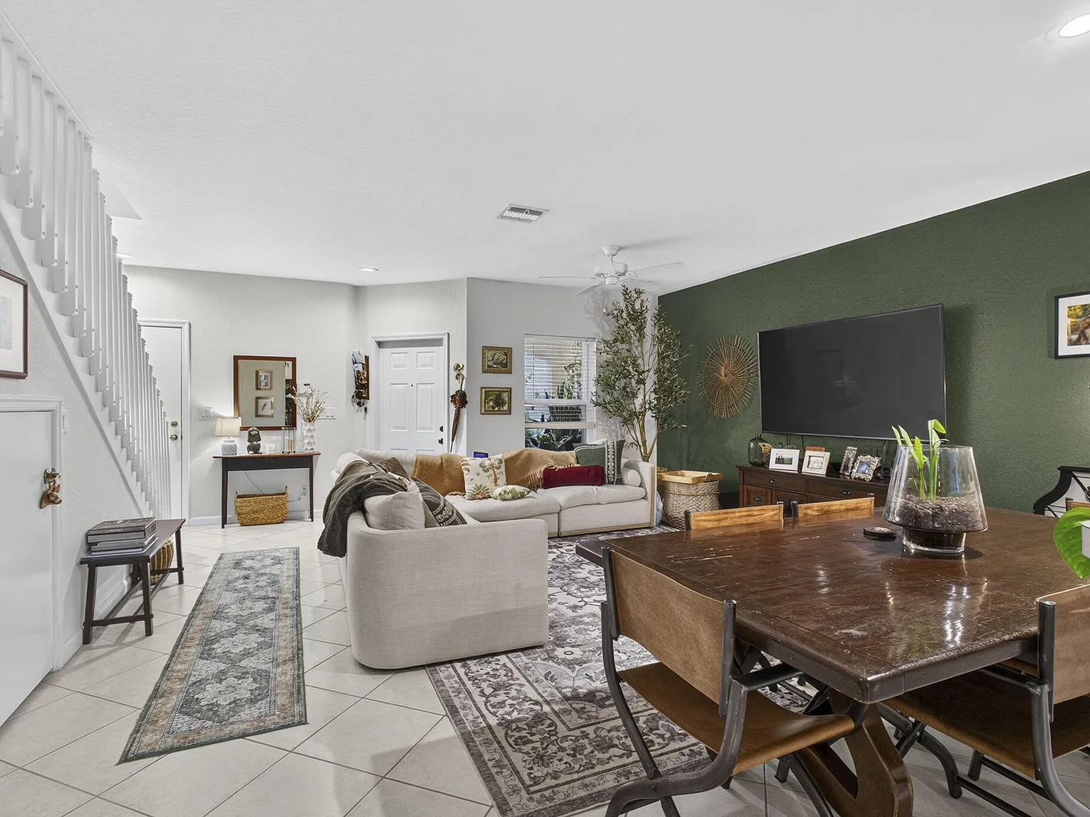 2 bed, 2.5 bath, 1235 sqft, $2,650 — Photo 3