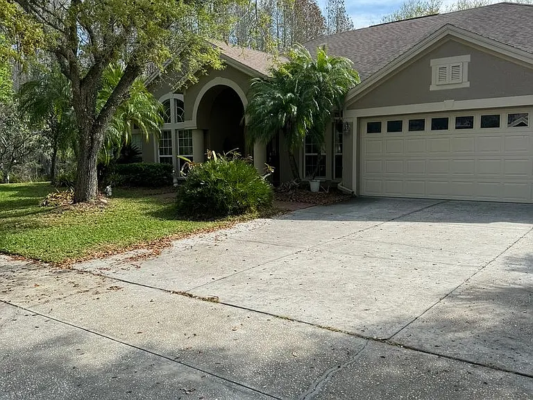 5501 Reflections Blvd — Photo 2