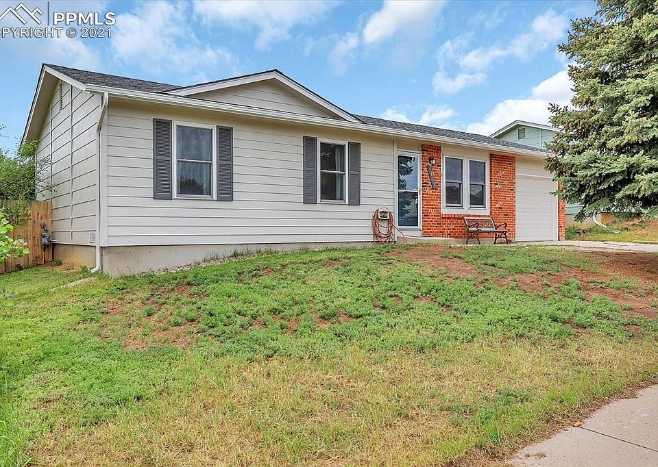 1st image of 6815 Parkridge Ct