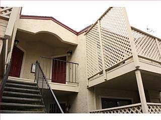2nd image of 375 Boynton Ave #15
