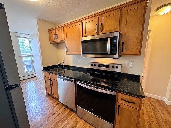 3rd image of 405 6th Ave SE APT 309