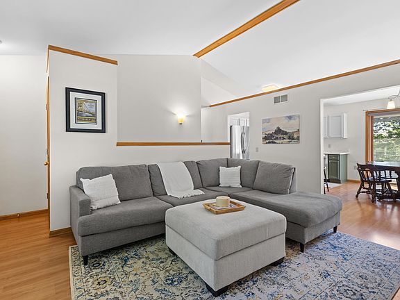 4th image of 3818 Cosgrove Dr