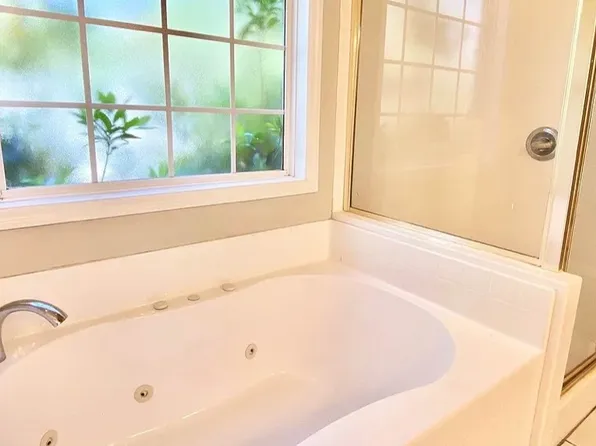 1 Starlit Ct, Pinehurst, NC 28374