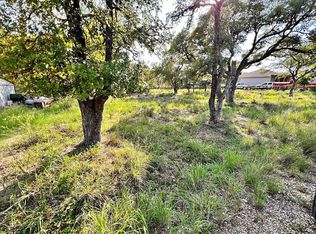 110-112 E Maple Dr, Granite Shoals, TX 78654