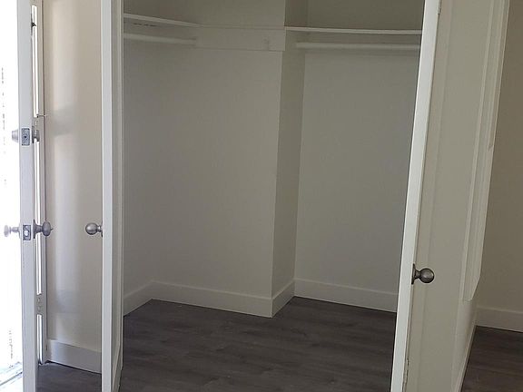 4th image of 37 Lorton Ave APT 9