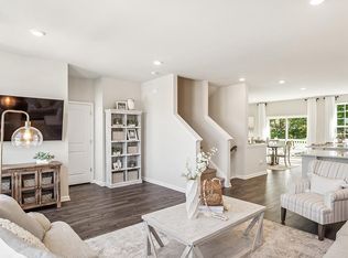 535 N Palace Dr, Glassboro, NJ 08028