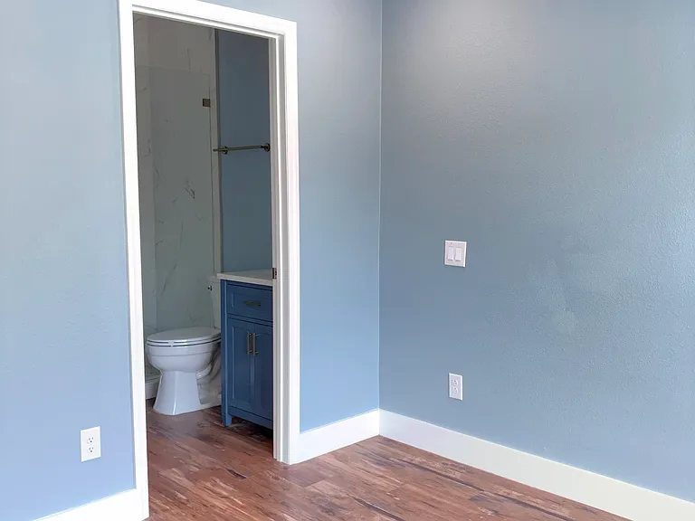 2435 E Jersey Ave #2 — Photo 16