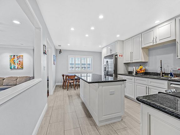 5th image of 5059 Wayland Ave