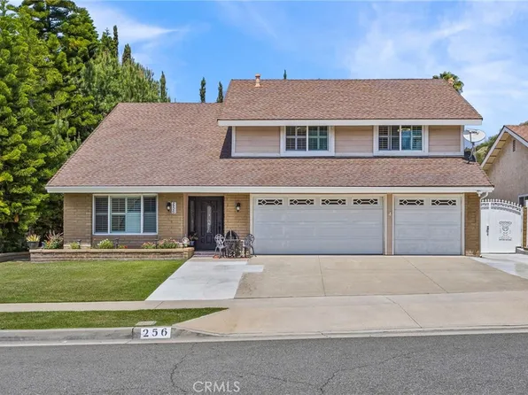 256 N Quail Ln, Orange, CA 92869