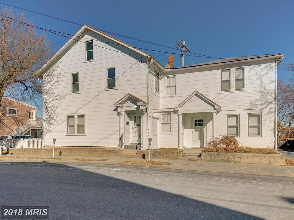 1st image of 10 W Clifford St