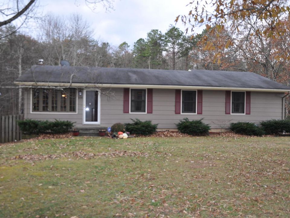 1st image of 300 Common Wealth Ave