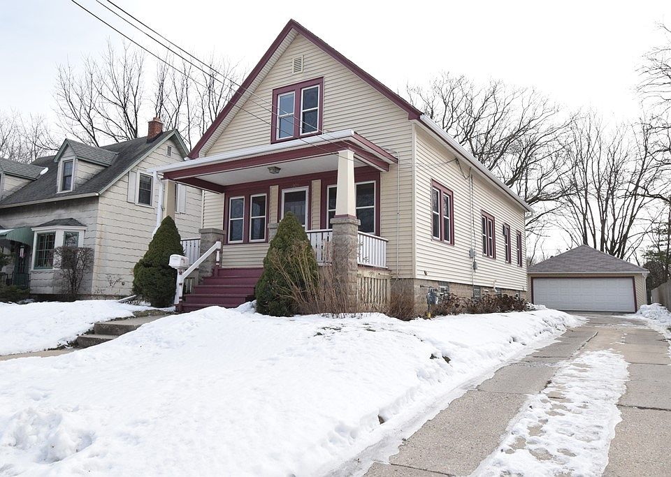1st image of 921 W Glendale Ave